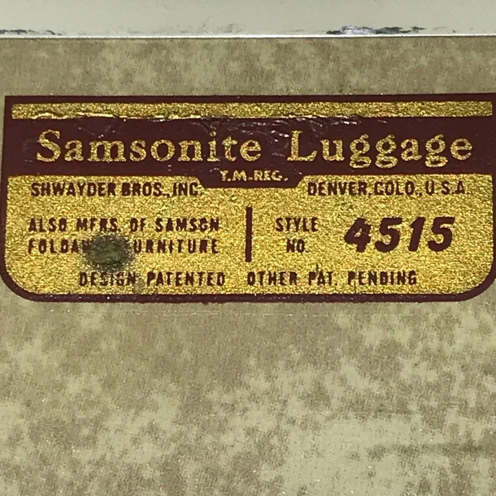 3 Vintage Samsonite Old School Suitcases (pic wear & tear)